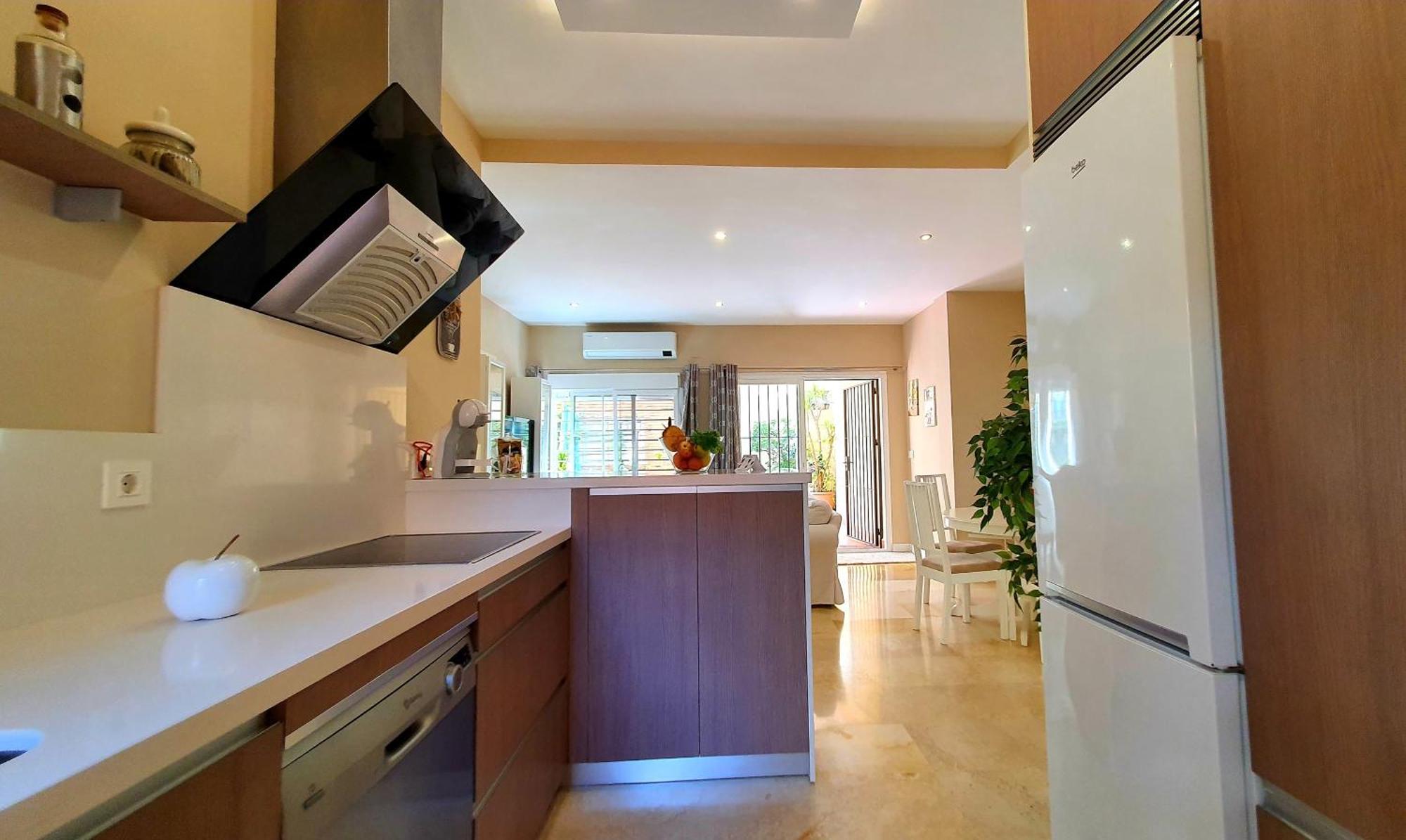Apartamento El Patio 丰希罗拉 外观 照片